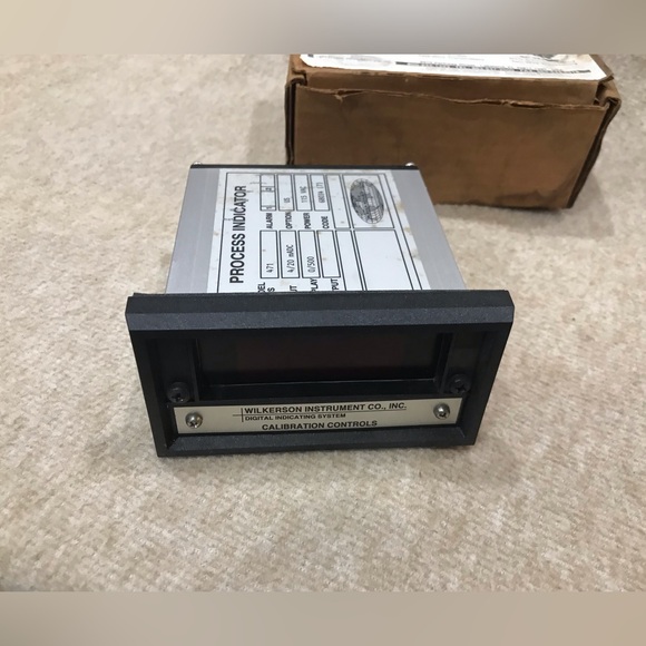 Wilkerson DIS471 Process Indicator 115VAC 420mADC
Digital 
Calibration Controls - Picture 11 of 13